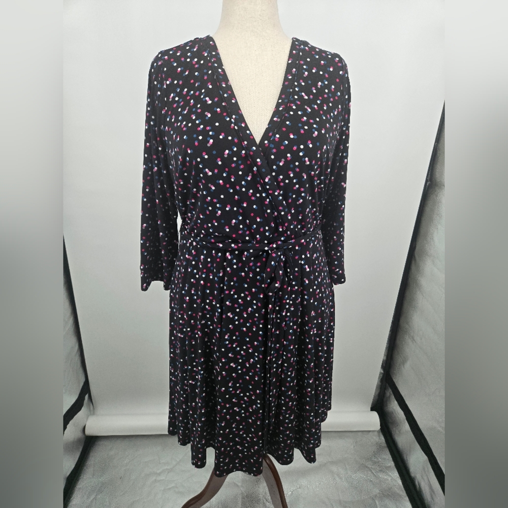 torrid Black Wrap Dress with Pink & Blue Dot Pattern 2X (6360)